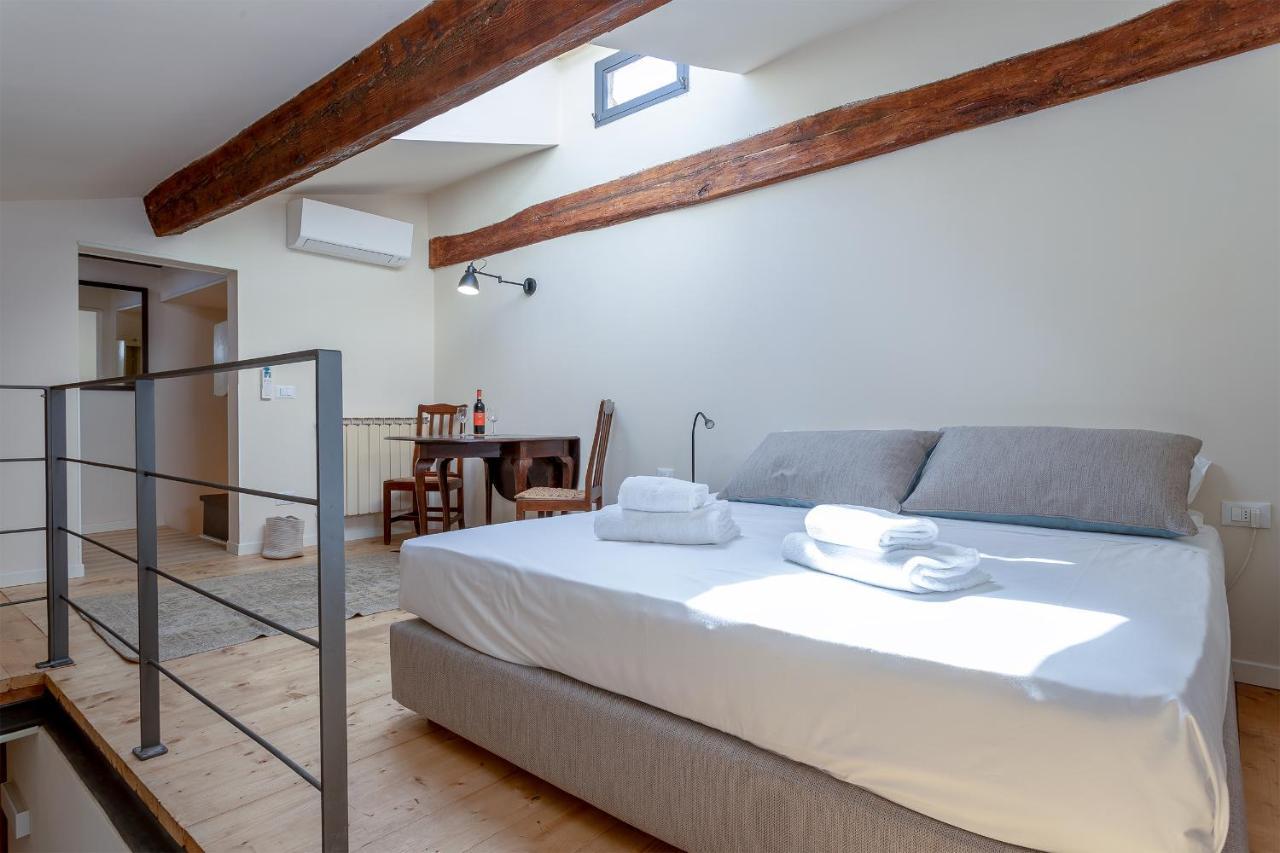 Ramaglianti Apartments Suite Tre Florence Exterior photo